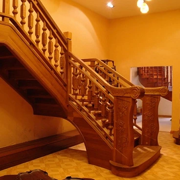 Luxury Antique Wooden Stair Railing