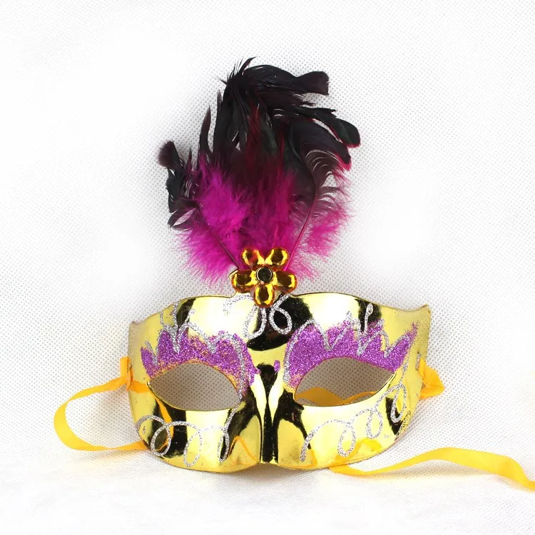 Factory Hot selling with cheap price half face feather mask for the party and all events