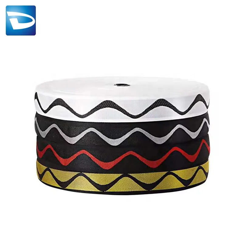 Excellent quality low price different thickness sewing automatic mattress tape edge machine for bed