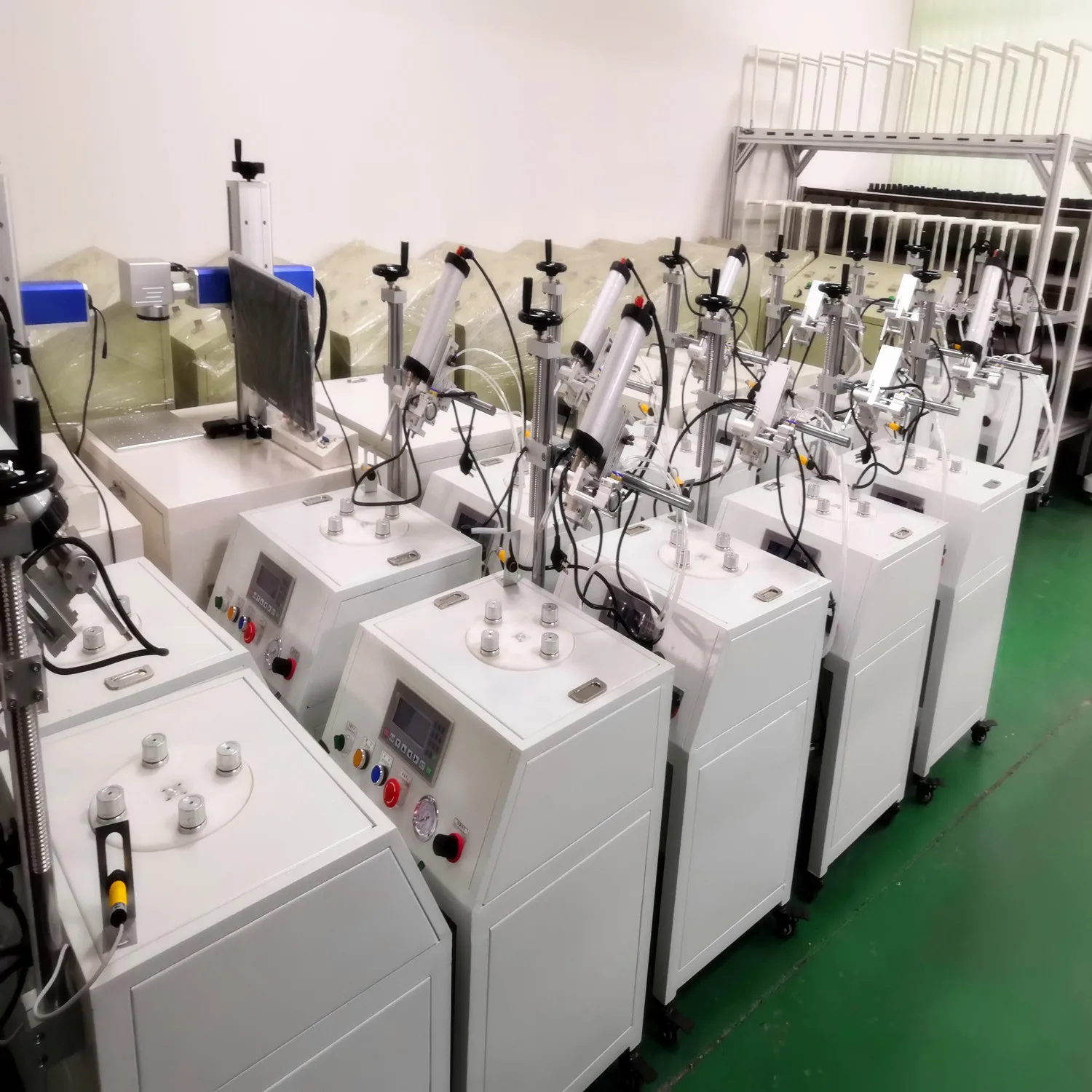 2019 LED SKD bulb making machine / LED lamp gluing machine /LED bulb gluing making machine