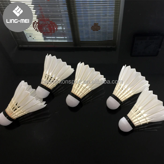 Top Quality Badminton Shuttlecock With Grade 1 Goose Feather and Natural Cork Head For International Tournament