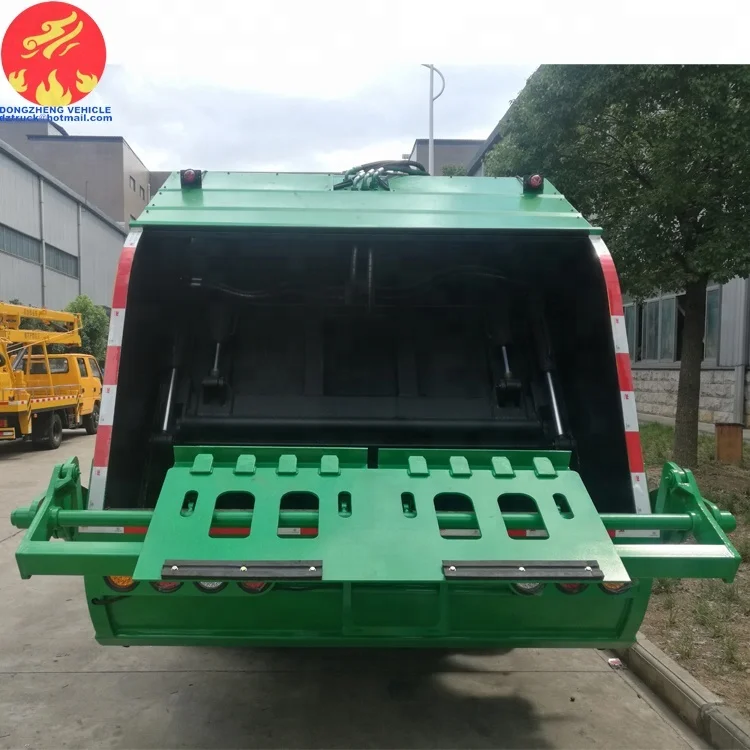 Sinotruck HOWO RHD 8000Liters compactor garbage trucks for sale