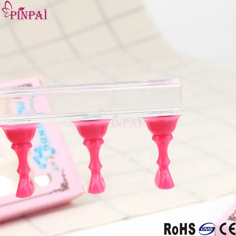 2023 Wholesale Pinpai Brand Chess Board Magnetic Nail Art Tip Plastic Stand Set Salon Display Holder