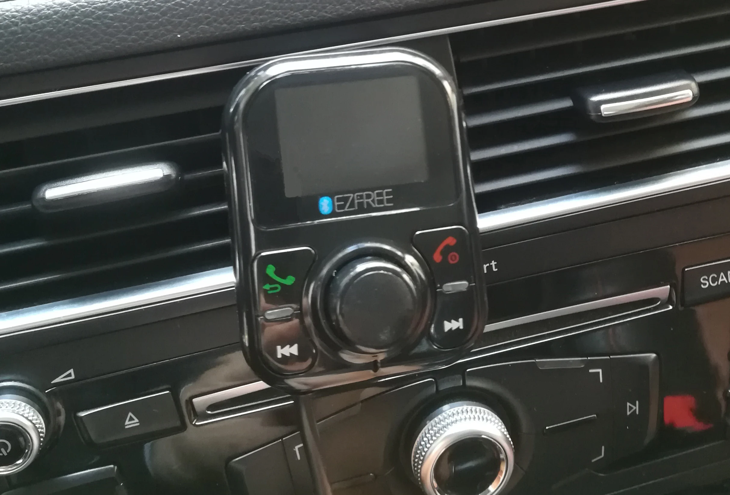 Автомобильный комплект Bluetooth с именем звонка, именем песни и именем певицы и телефонной книгой