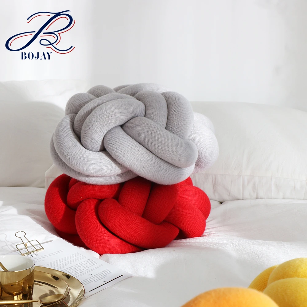 Hot sales 100% acrylic knot pillow soft plush creative designs cushions home decor pillow