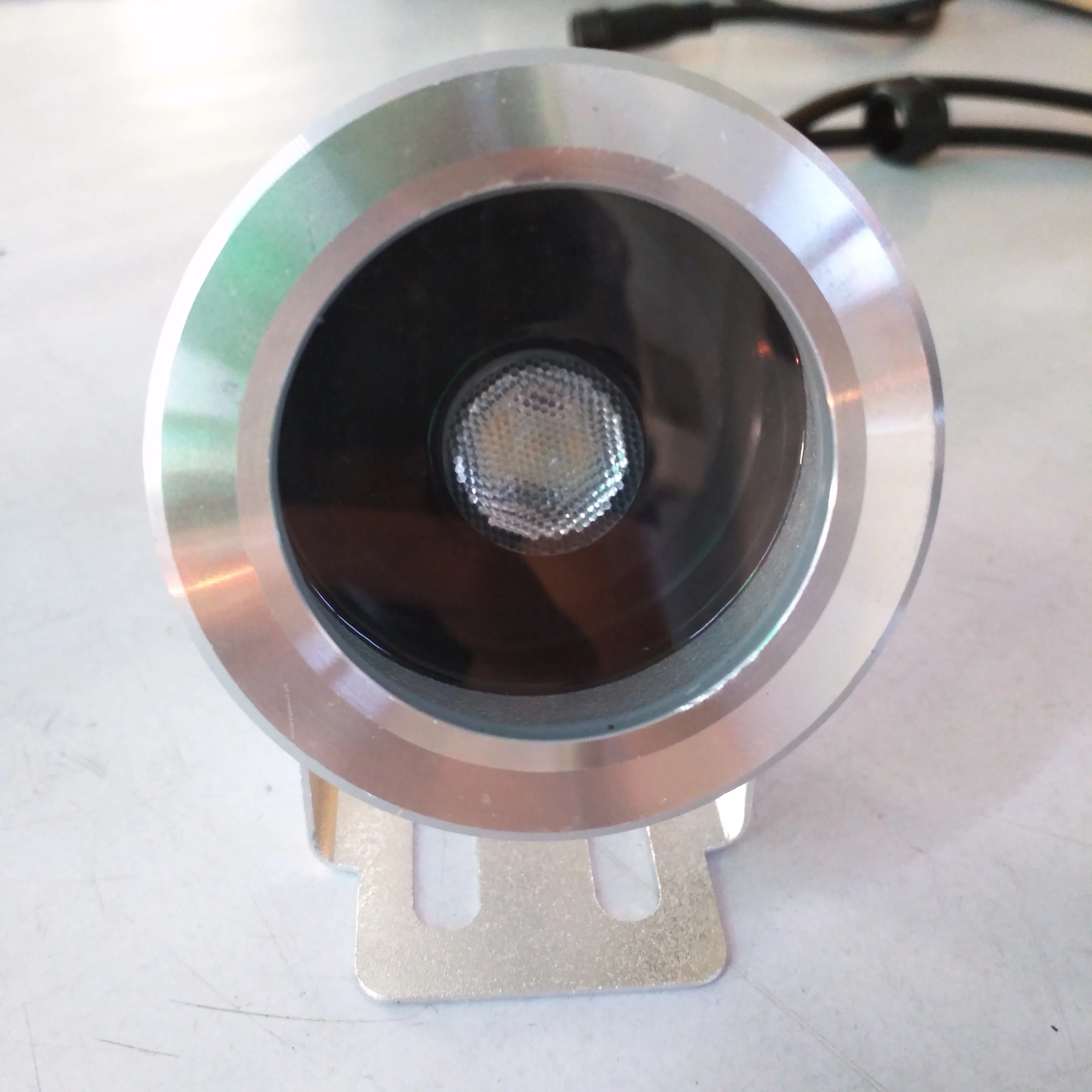 DMX управление RGBW 4 в 1 8 Вт светодиодный садовый светильник с IP65