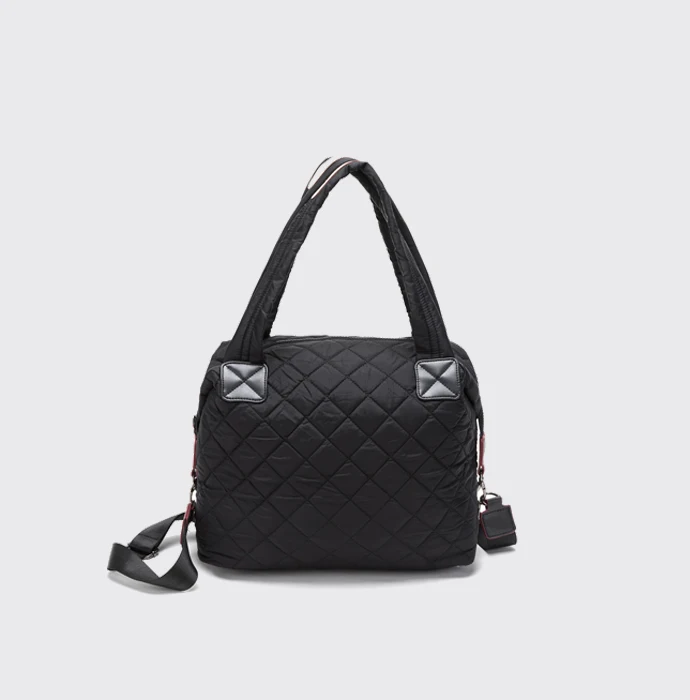 
2021 Women Wholesale Bags Fashionable Nylon Quilted Medium Sutton Gym Travel Handbag 