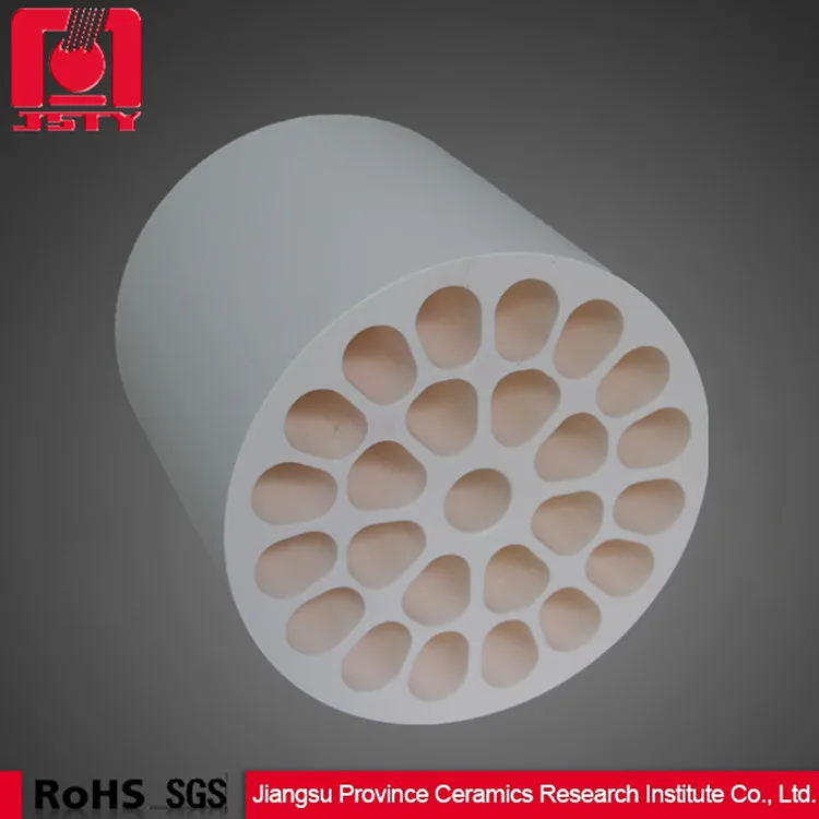 Высокой чистоты глинозема сотовые керамические трубки 99
