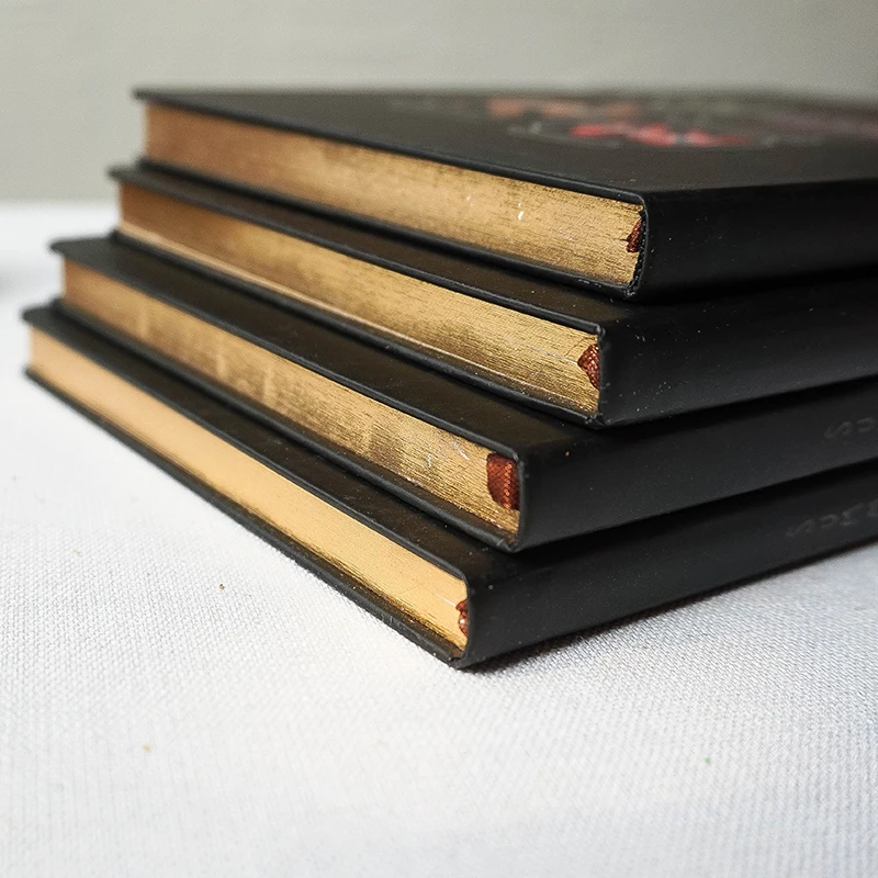 A3A4A5A6 Custom Material Custom Printing Debossed Logo Glod Edge Agenda Notebook with Envelop Pocket and Elastic Band