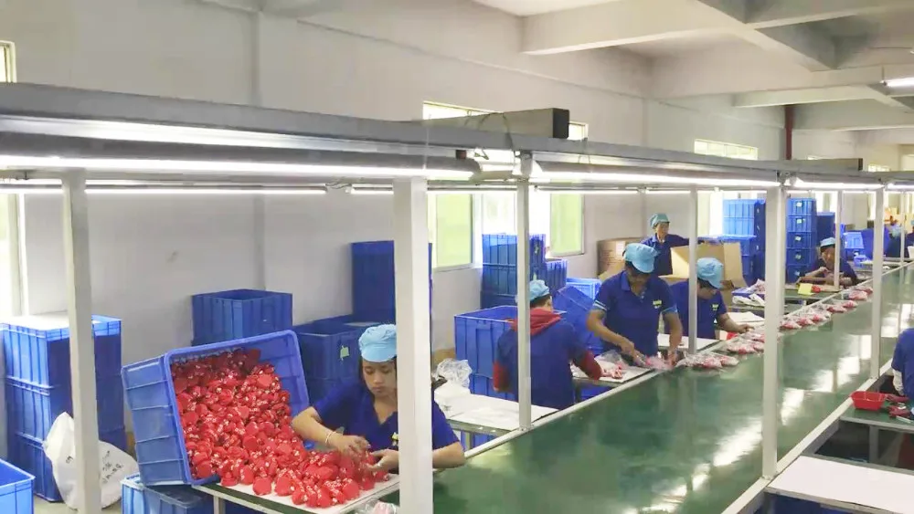 
OEM/ODM PVC Squeezable Eyes Popping Action Figure Toys Dinosaur Promotion Keychain promotional gift 