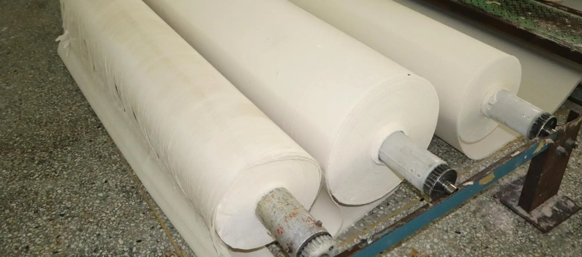 
233TC 100% cotton down proof ticking fabric ,feather proof fabric 