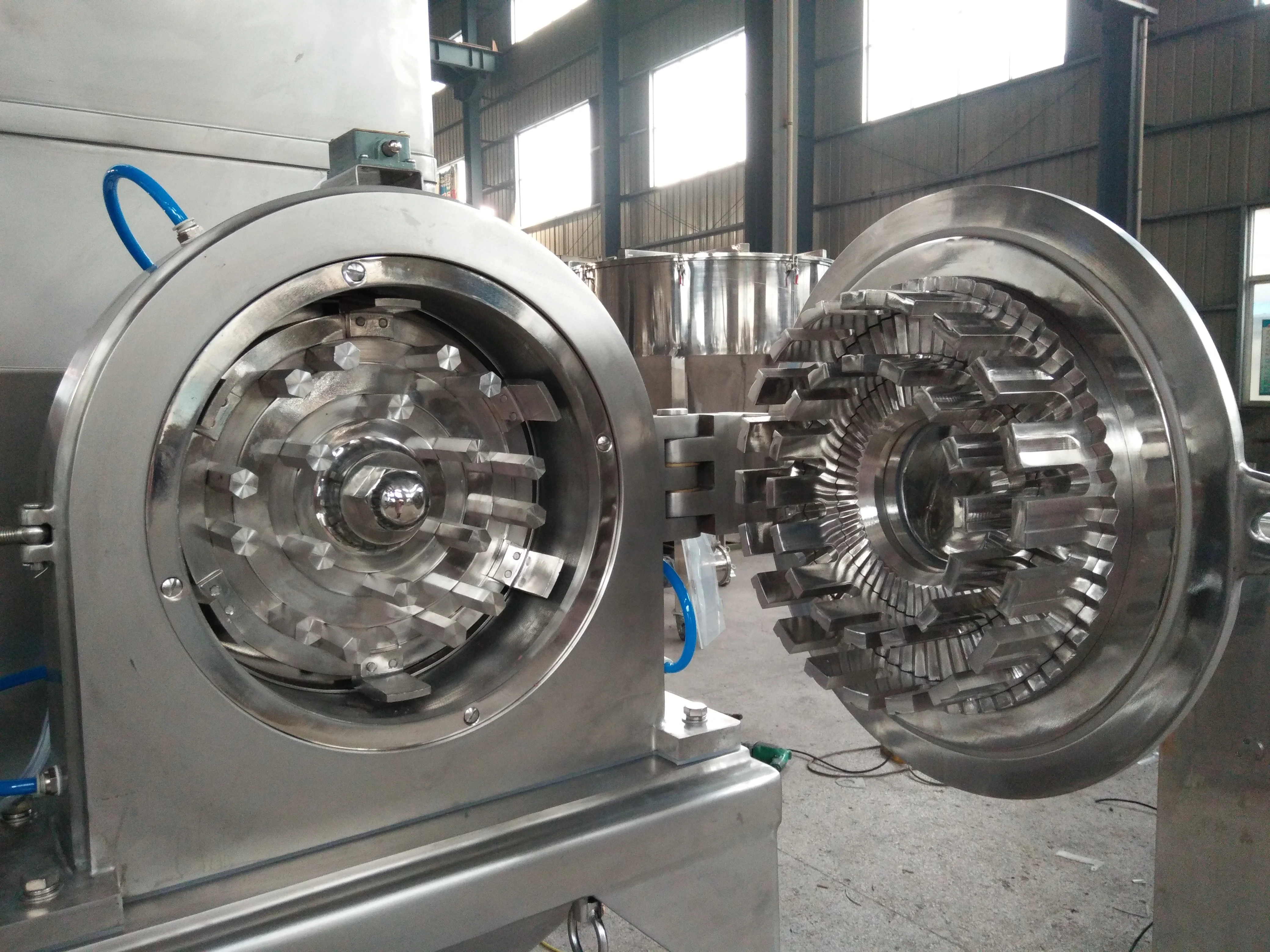 Powder mill universal pharmaceutical pulverizing machine