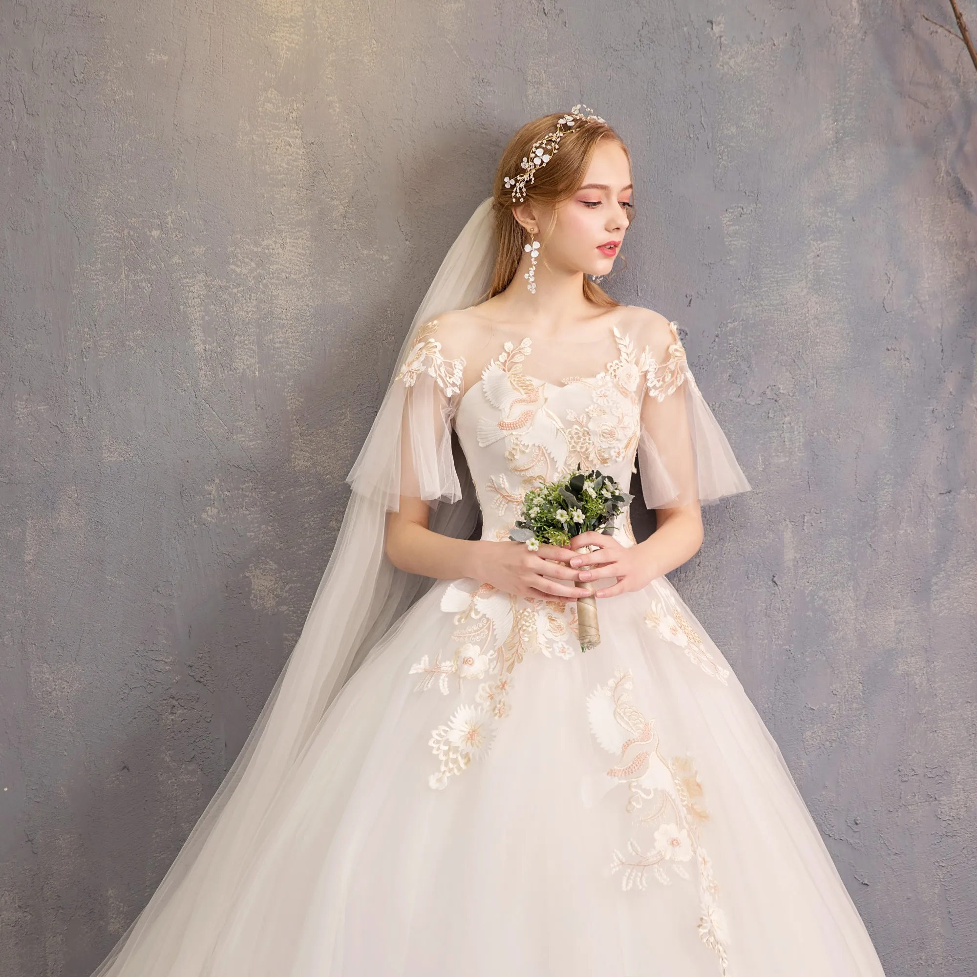 Spring New Trendy Short Flare Bell Sleeve Wedding Dresses Simple O-neck Lace Up Back Wedding Gown