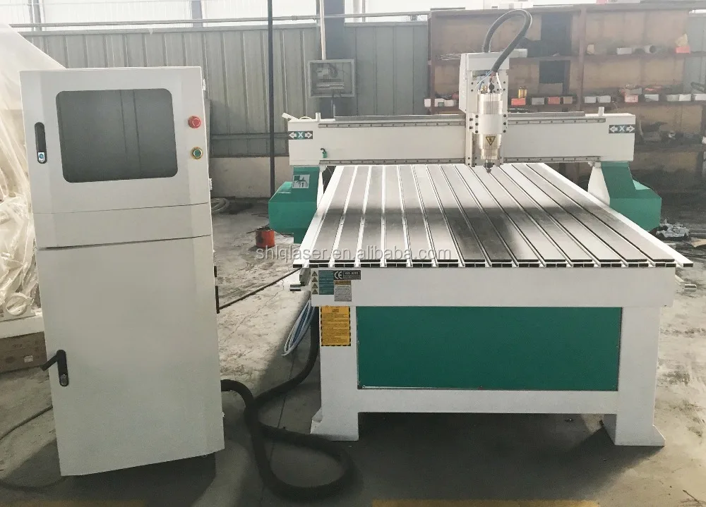 Деревообрабатывающий станок с ЧПУ Shanghai LeiQuan 5 осями