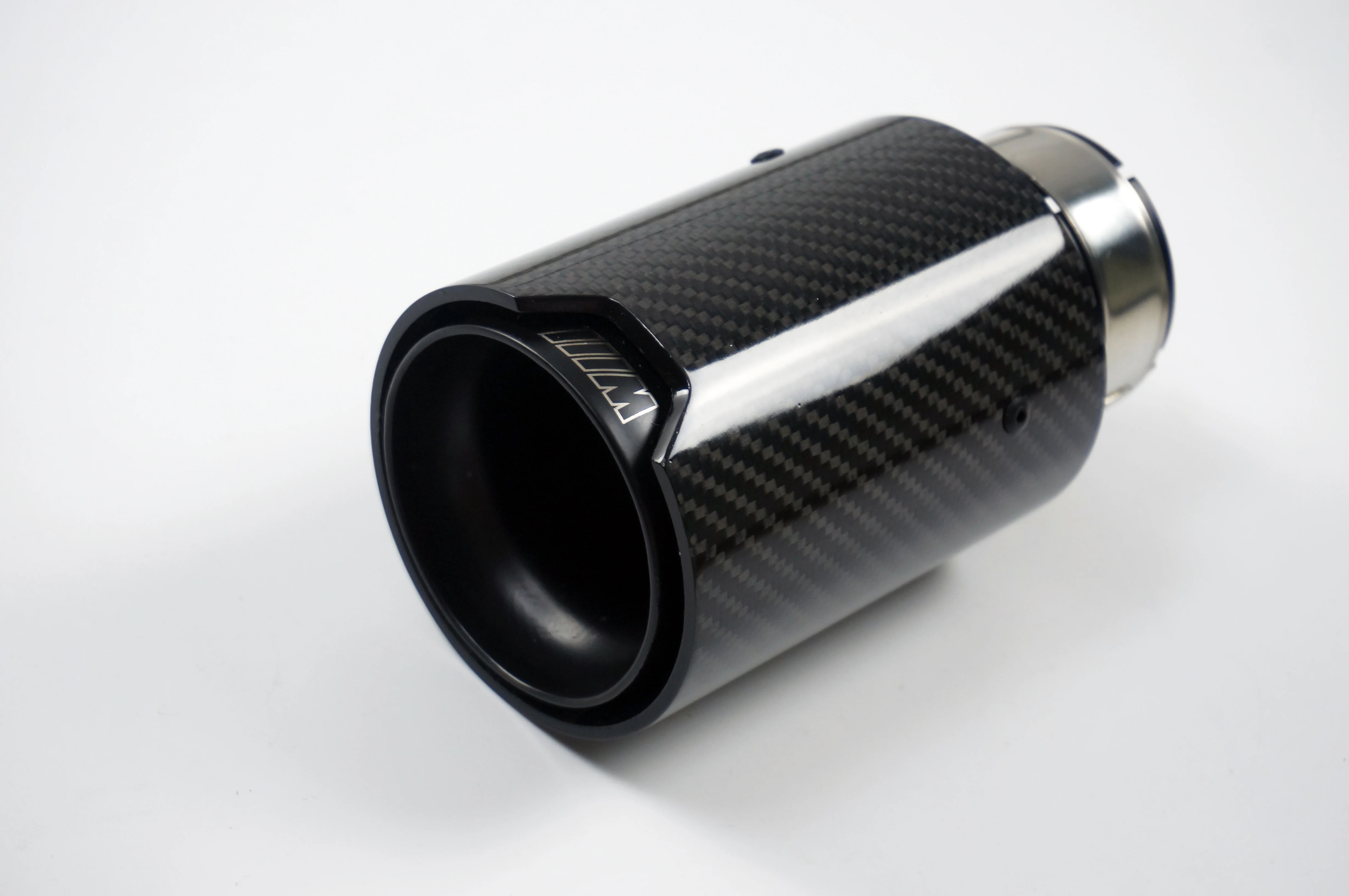 Настоящие наконечники выхлопных газов из углеродного волокна для BMW универсальные наконечники выхлопных газов