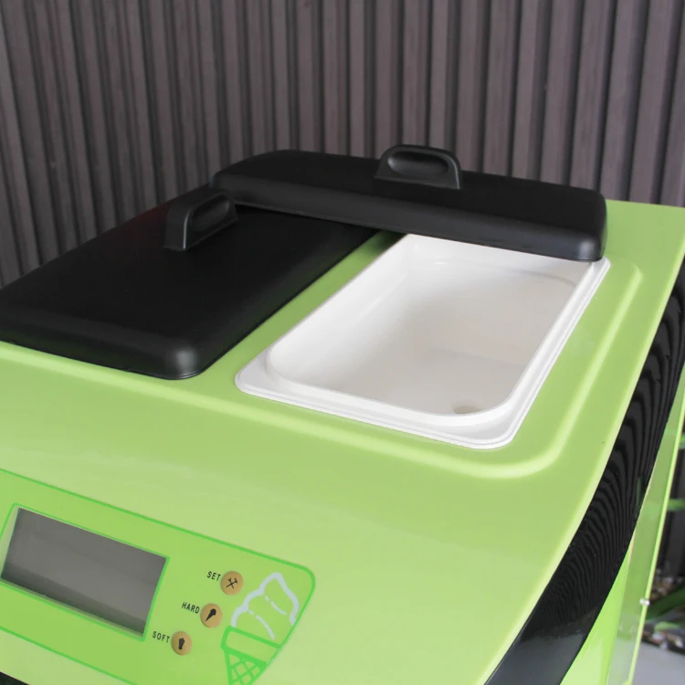 European Style Commercial Table Top Ice Cream Machine Soft Serve Manila