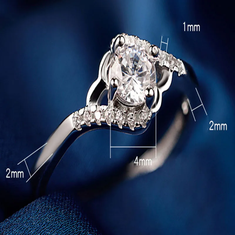 Shiny Clawed CZ Diamond Moissanite Wedding Ring for Women DS0105