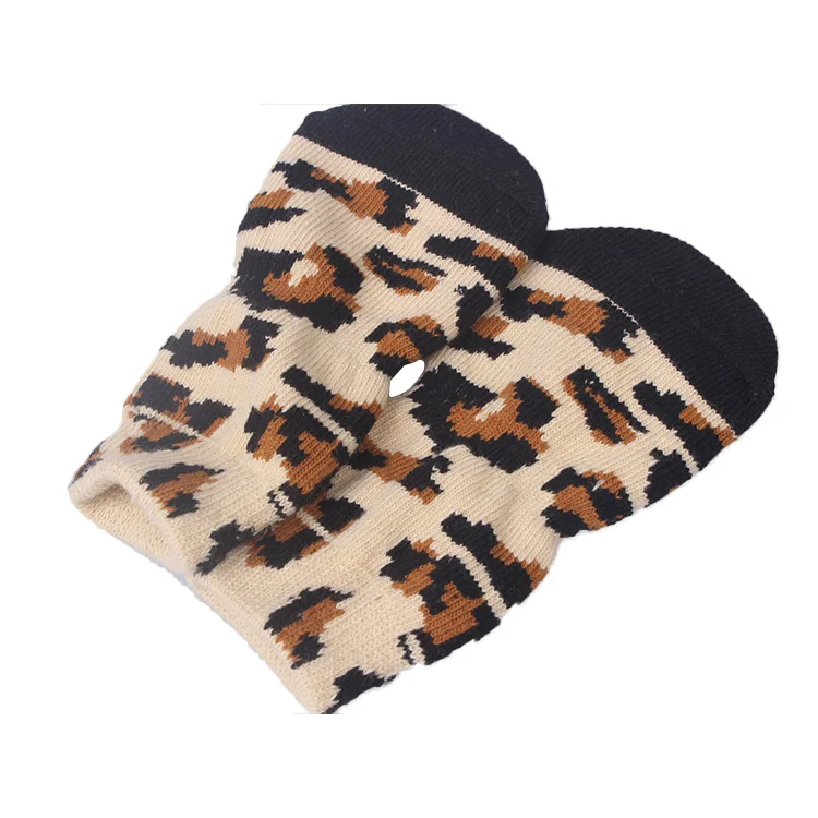 Non-slip Dog Socks with Dog Pattern Colorful