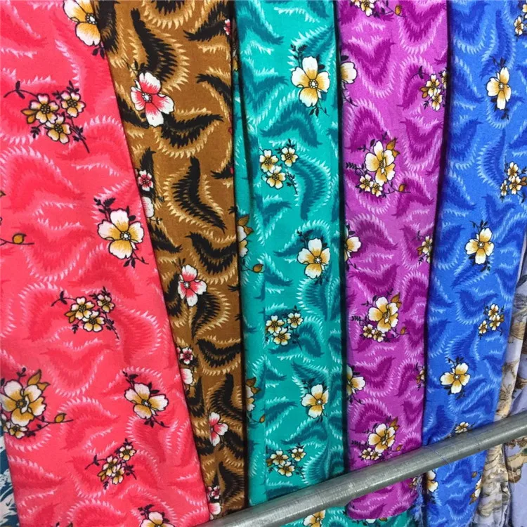 
100% viscose spun rayon fabric stock 100% Rayon and Viscose Printed Fabric Of Garments 