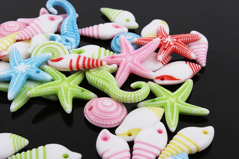 Popular assorted starfish, sea horse, conch shaped custom engraved animal plastic beads