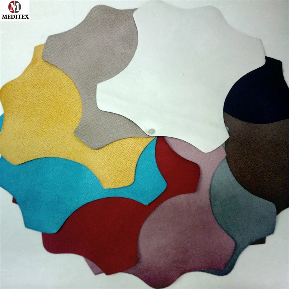 Диван в обивочной ткани велюр