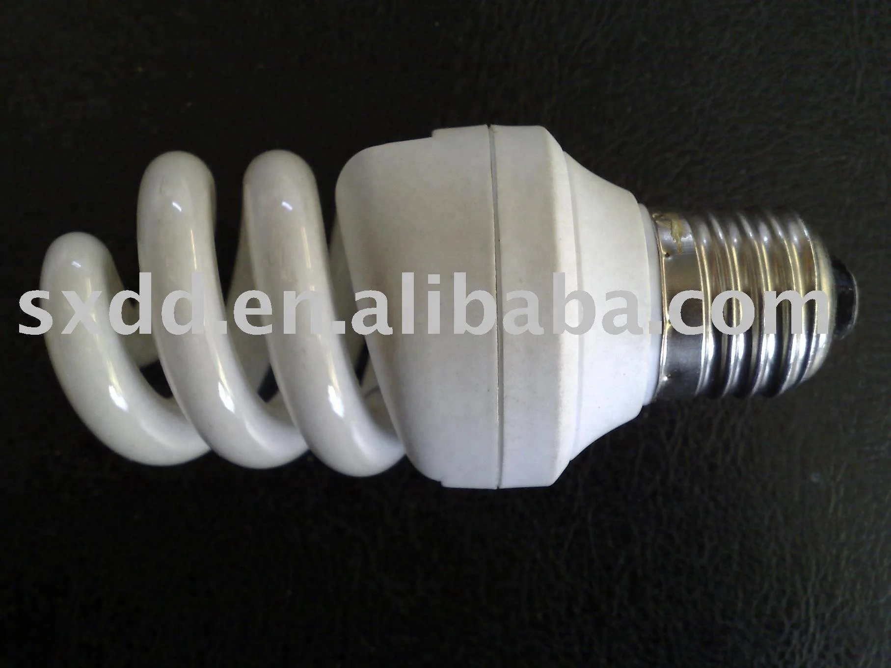 Compact Fluorescent lamp wholesale price  T3 9mm Mini full spiral lamp 9W 11W 13W 15W 20WE27 E14 B22 AC110V AC220V 2700k-6500k