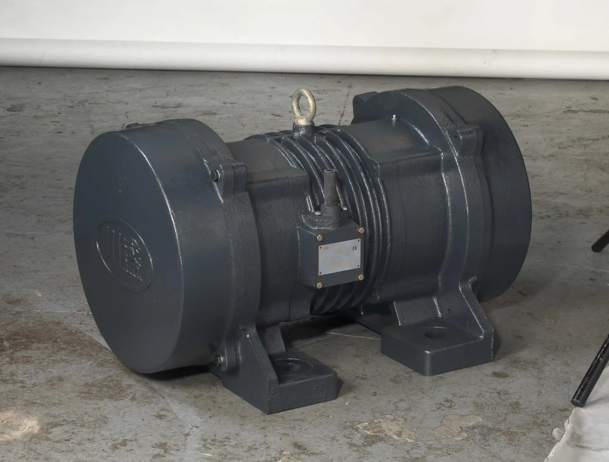 7,5 HP 5.5KW 8500 KgF 1500 об/мин Вибрационный двигатель