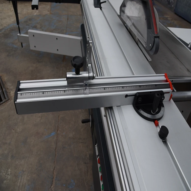 Деревообработка круглая палка Rail раздвижной стол раскроечный станок с сертификатом CE