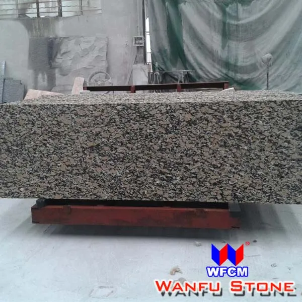 золото осени гранита флаг потер плиты