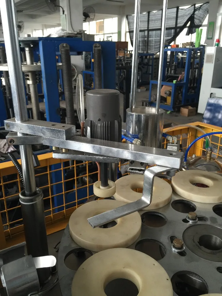 Ultrasonic sealing medium speed paper cup forming machinery