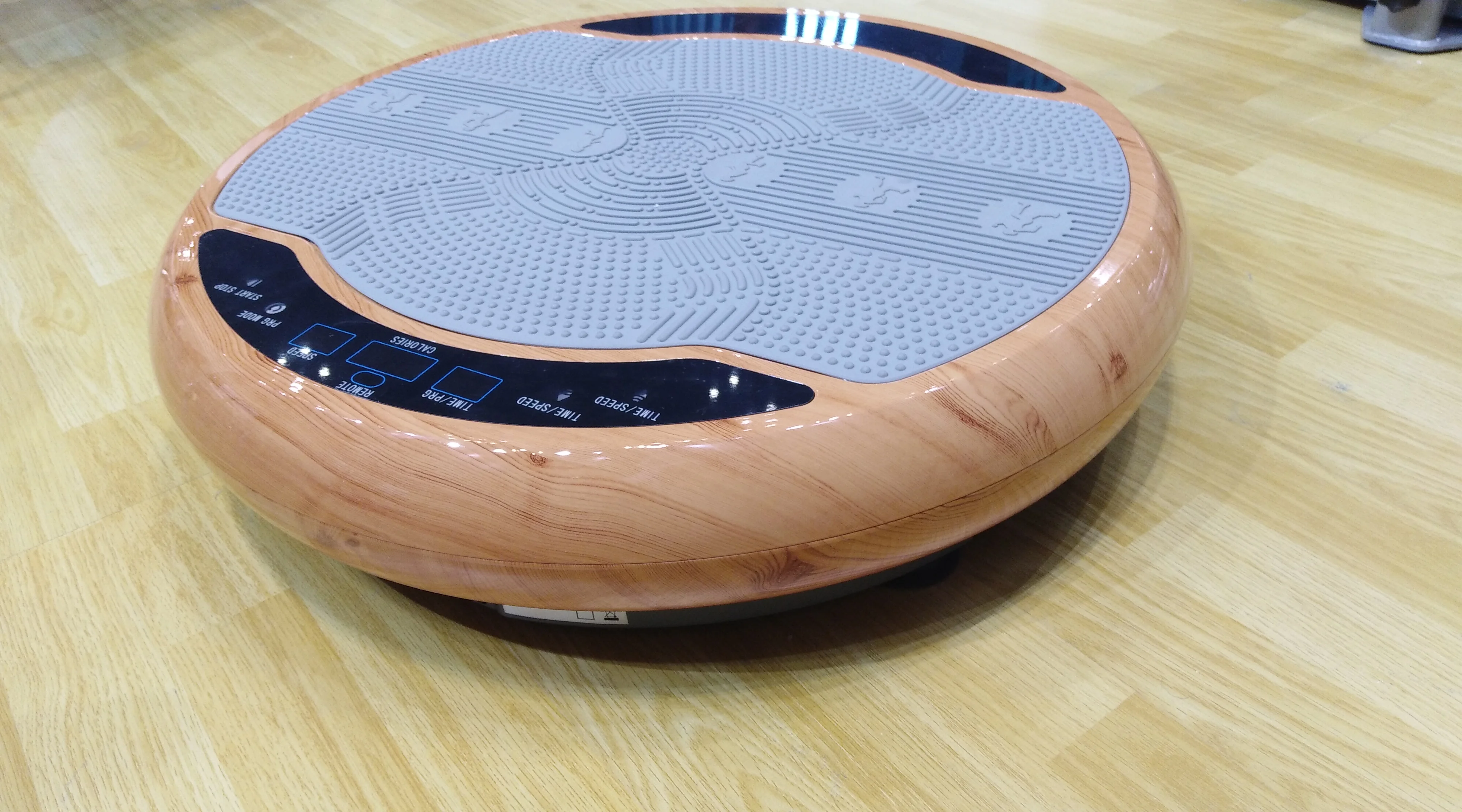 Cychos 2022 Shanghai   Sports Exercise Fitness Equipment Dual Motor Super Fit Massage  and wholesale vibration plate