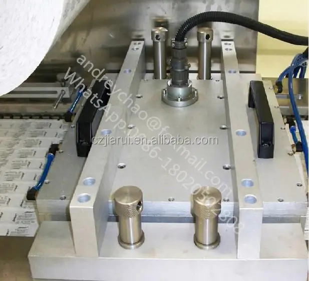 
Disposable syringe blister packaging machine(ISO9001:2000,CE, 2021 new design) 