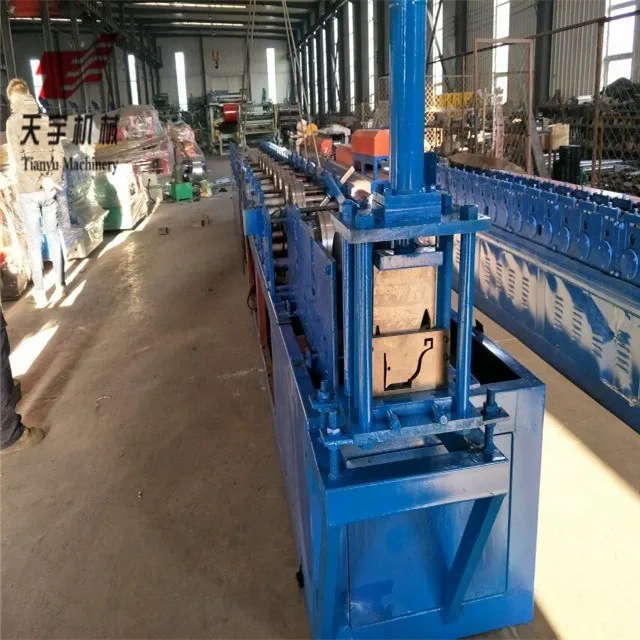 Square downspout roll forming machine rain gutter making machine