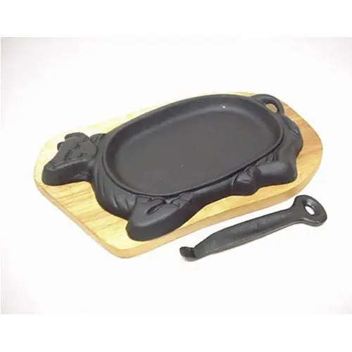 Cast Iron Bull Cow Shaped Sizzling Steak Plate with wooden tray