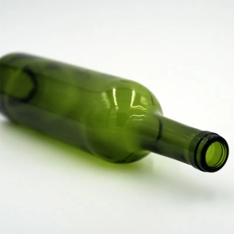 Green glass 1500ml 750ml glass bottle for red wine with cork