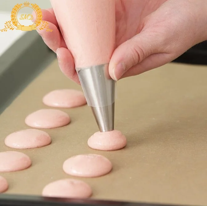 
Customized Design Print with 35 Circles Silicone Macaron Baking Liner Sheets 
