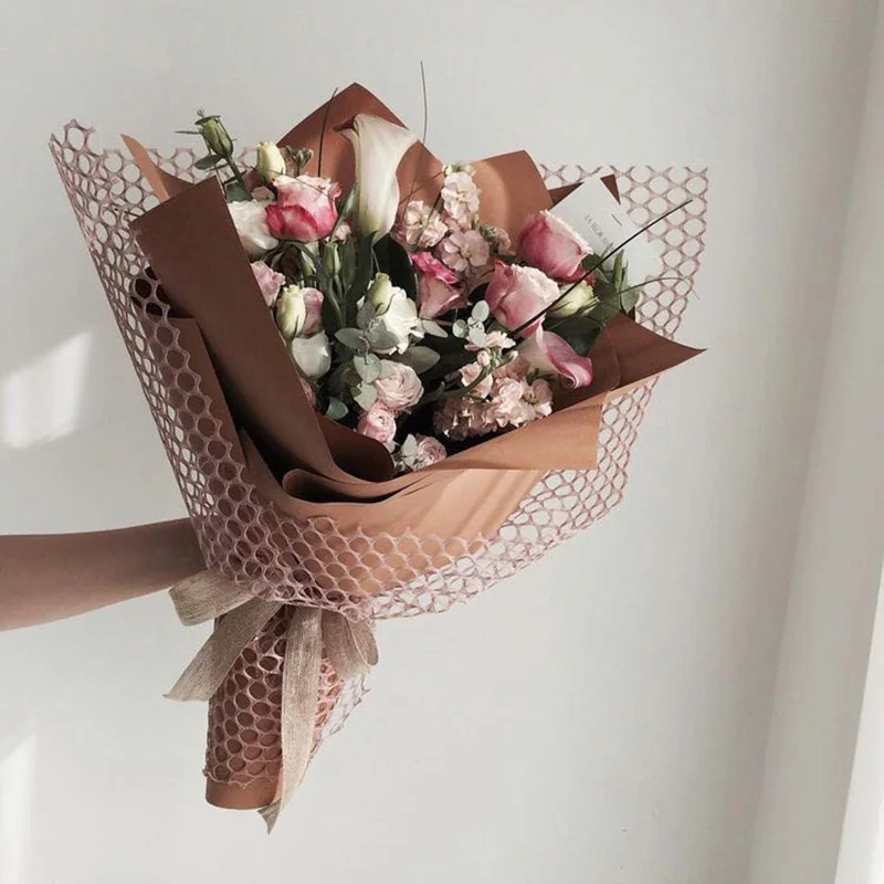 
Hot Sale Cilrcle Holes Florist Bouquets Paper For Flower Wrapping Mesh 