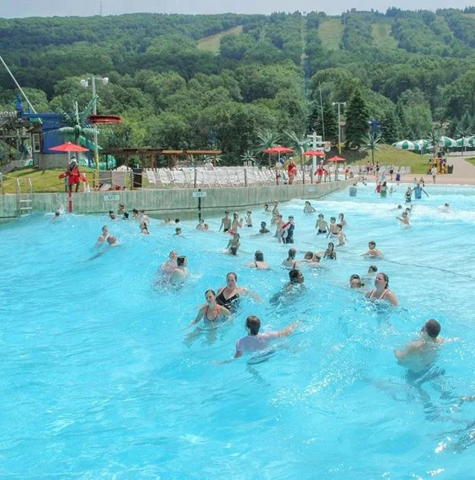 Family Wave Pool Machine Slide Body: 6-8mm; Flange: 8-10mm Amusement/water Park 400-600 M2 Per 1 Set Wave Machine Customer Size