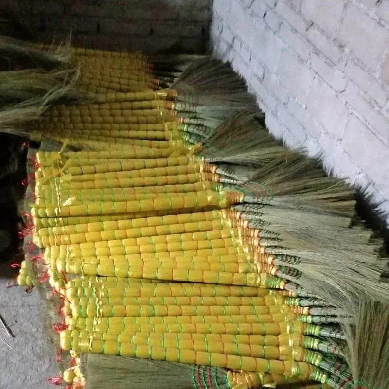 handcraft road clean tool PVC COATED wood handle  burma natural raw grass broom stick ekels