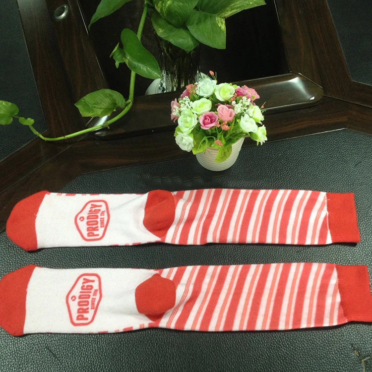 Носки Производство новый дизайн узоров модные 3D для девочек-подростков длинные носки