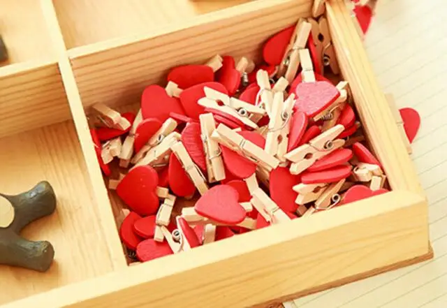 
Mini Heart Love Wooden Clothes Photo Paper Peg Pin Clothespin Craft Postcard Clips Home wedding Decoration 
