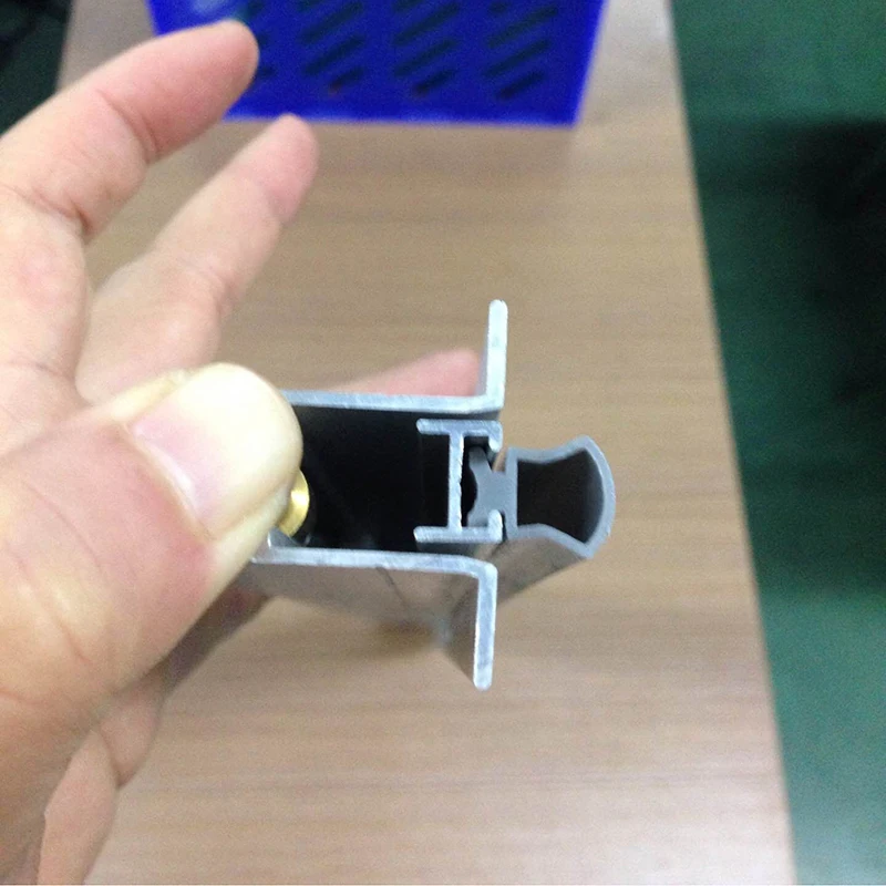 1000mm Automatic Door Bottom Seals Automatically Lift Aluminium Weatherstripping U type Edge Groove Hidden Sealing Bar M002