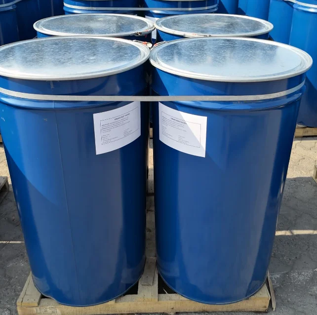 Томатная паста с высоким качеством в бочках