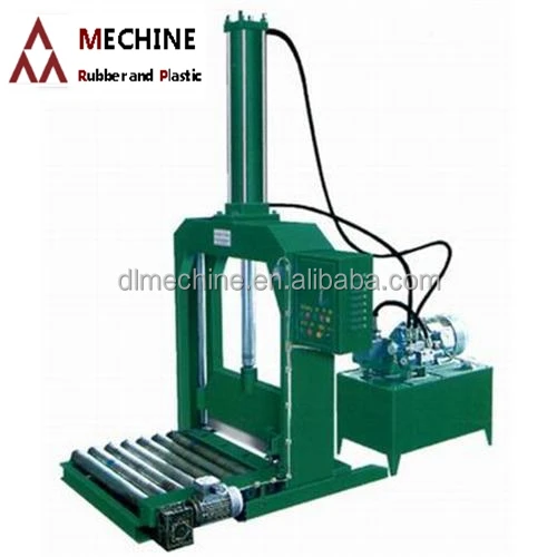 Fabric guillotine with hydraulic cutter