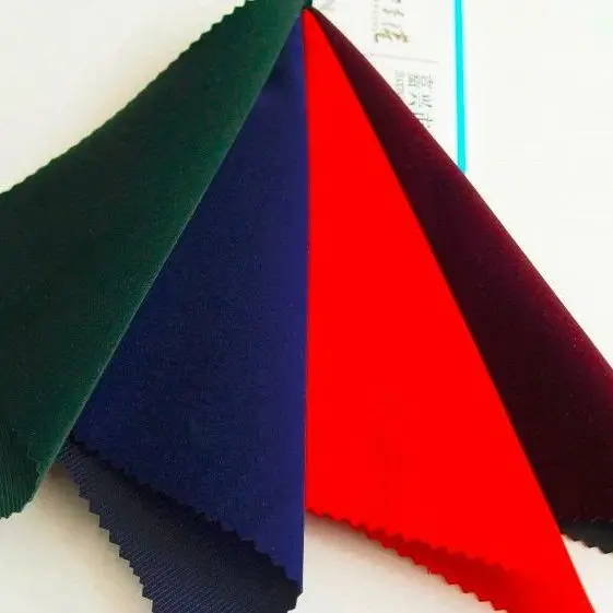 Бархатная ткань с клеем и отпустите бумагу, наклейку из клеевой ткани