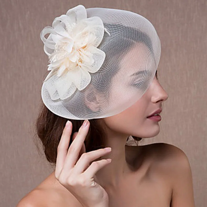 Elegant handmade 25cm accessory white feather mesh dinner wedding hat