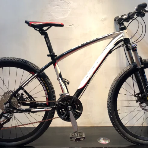 
China Wholesale Cheap mountain bike 26 inch suspension bicycle 