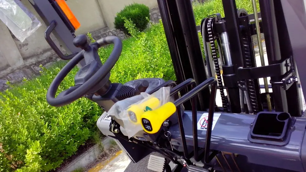 3 Тонн Низкая Дизельного Вилочного Погрузчика Цена С Высоким Качеством