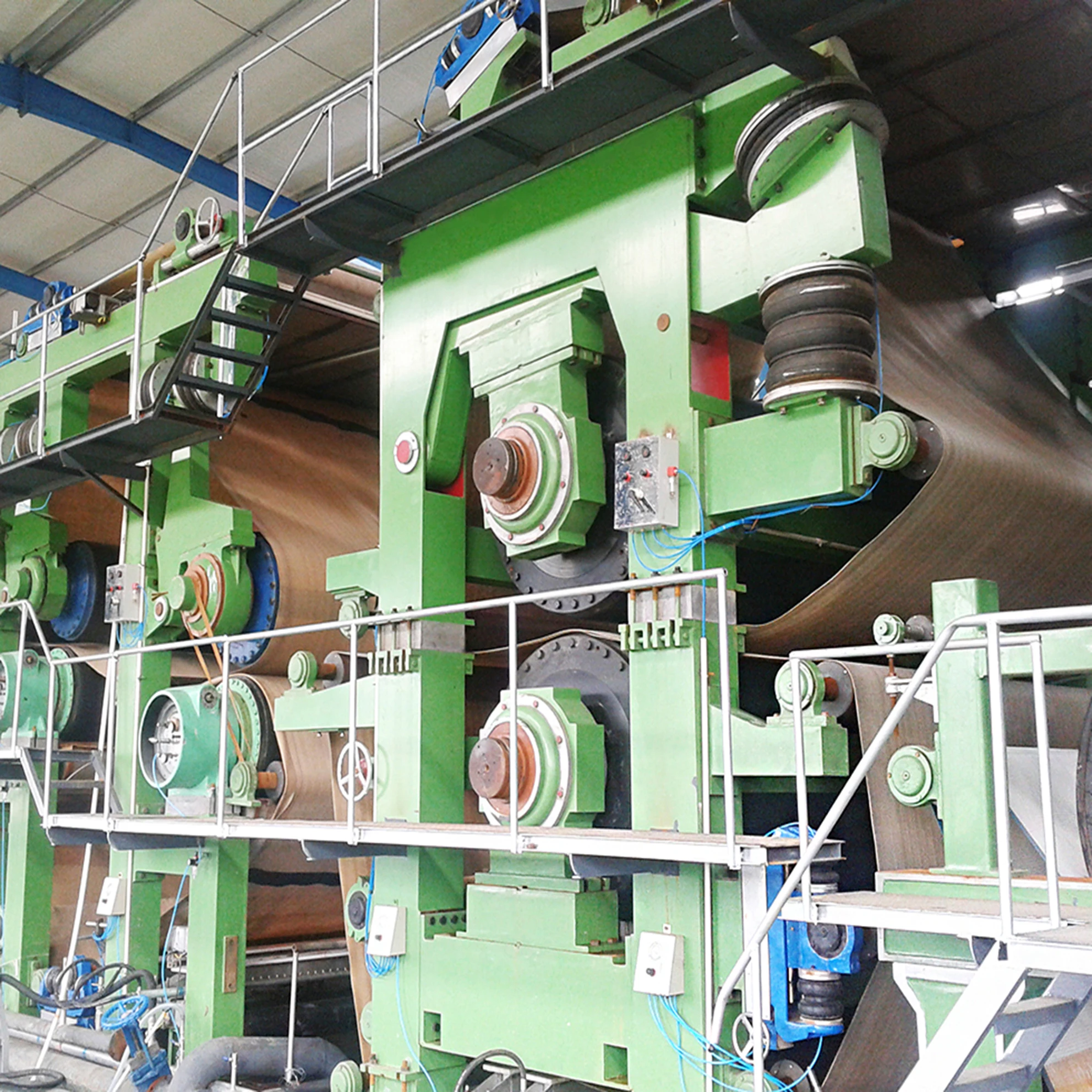 Zhengzhou Dingchen 2400mm waste carton paper recycling machinery carton paper making machine