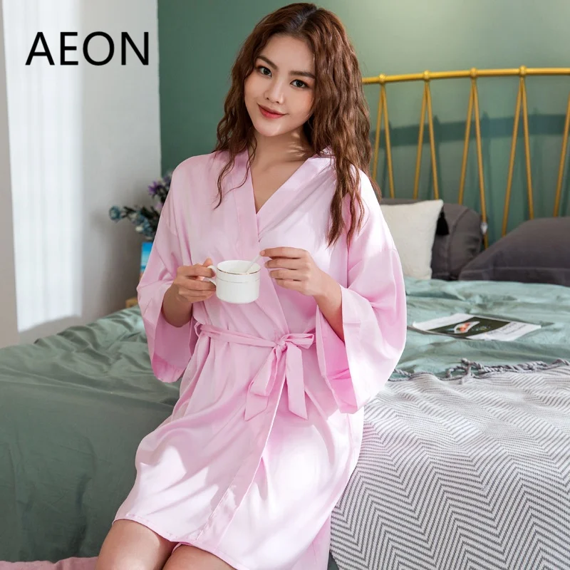 
Getting Ready Wedding Floral Print Silk Satin Chiffon Black Kimono Robe For Bride and Bridesmaid party 